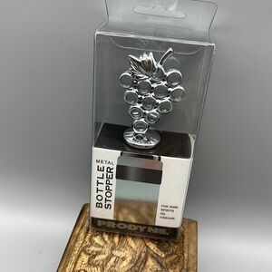 Prodyne metal bottle stopper NWT